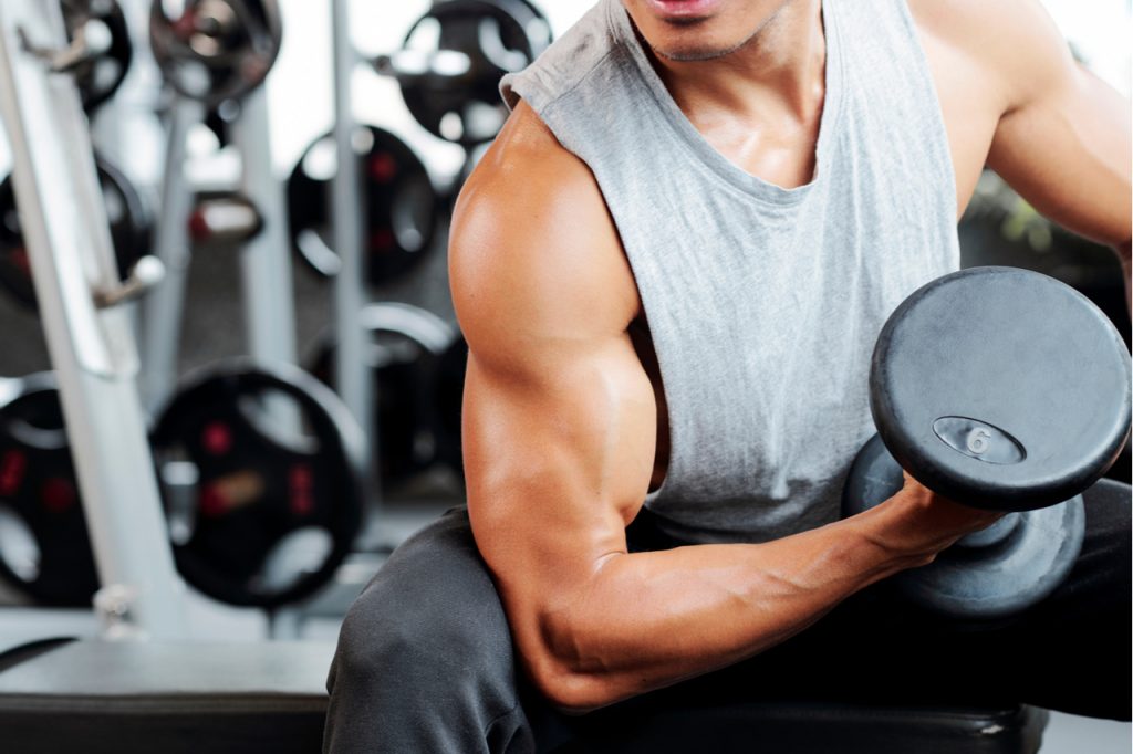 Man doing a bicep curls.