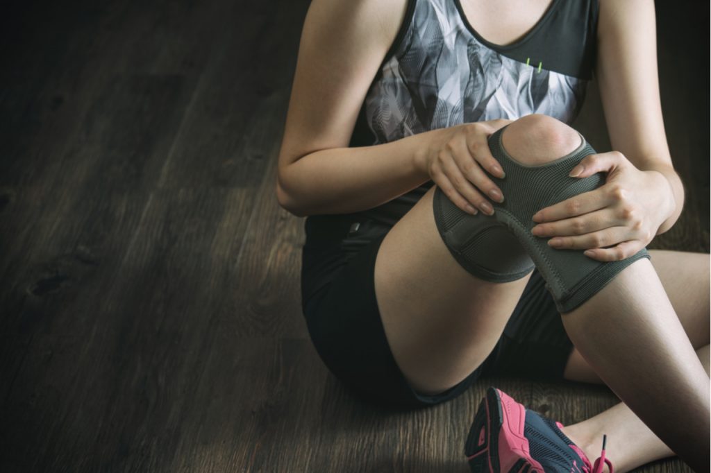On the road to recovery for knee injury after fitness exercise.