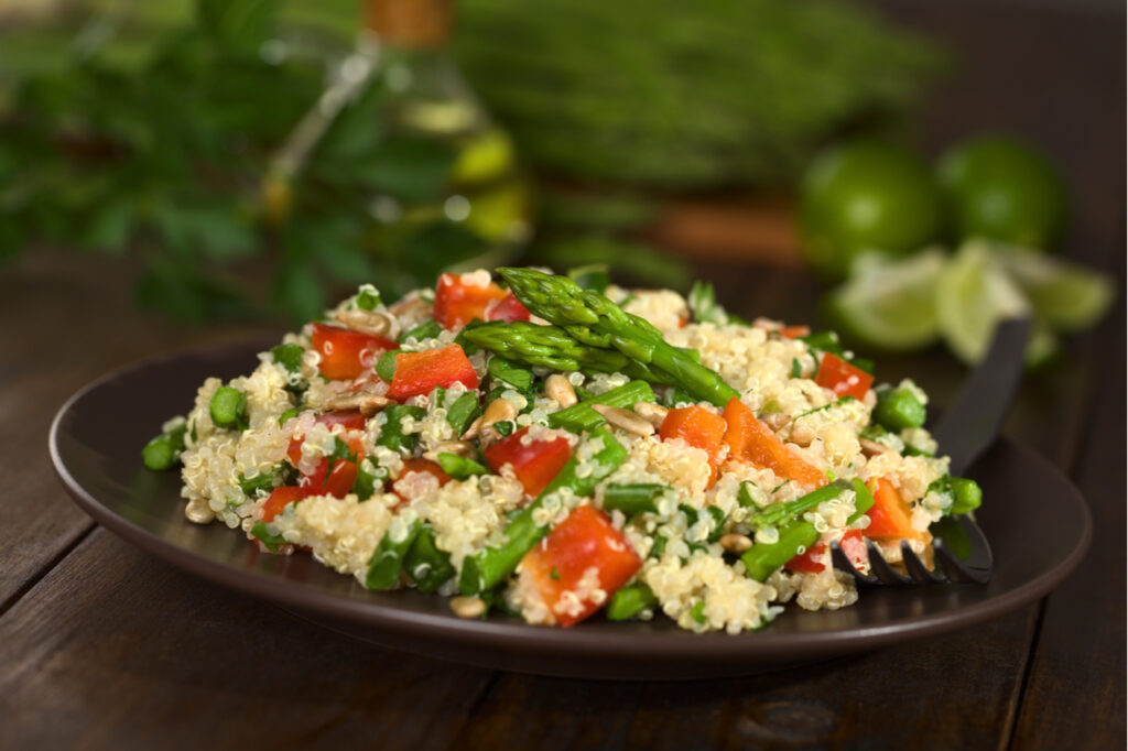 Vegetarian quinoa dish with green asparagus.